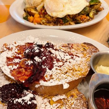 Jelly - Corn Flake French Toast and Aztex Rice Hash - New American Near Me - Denver, Colorado