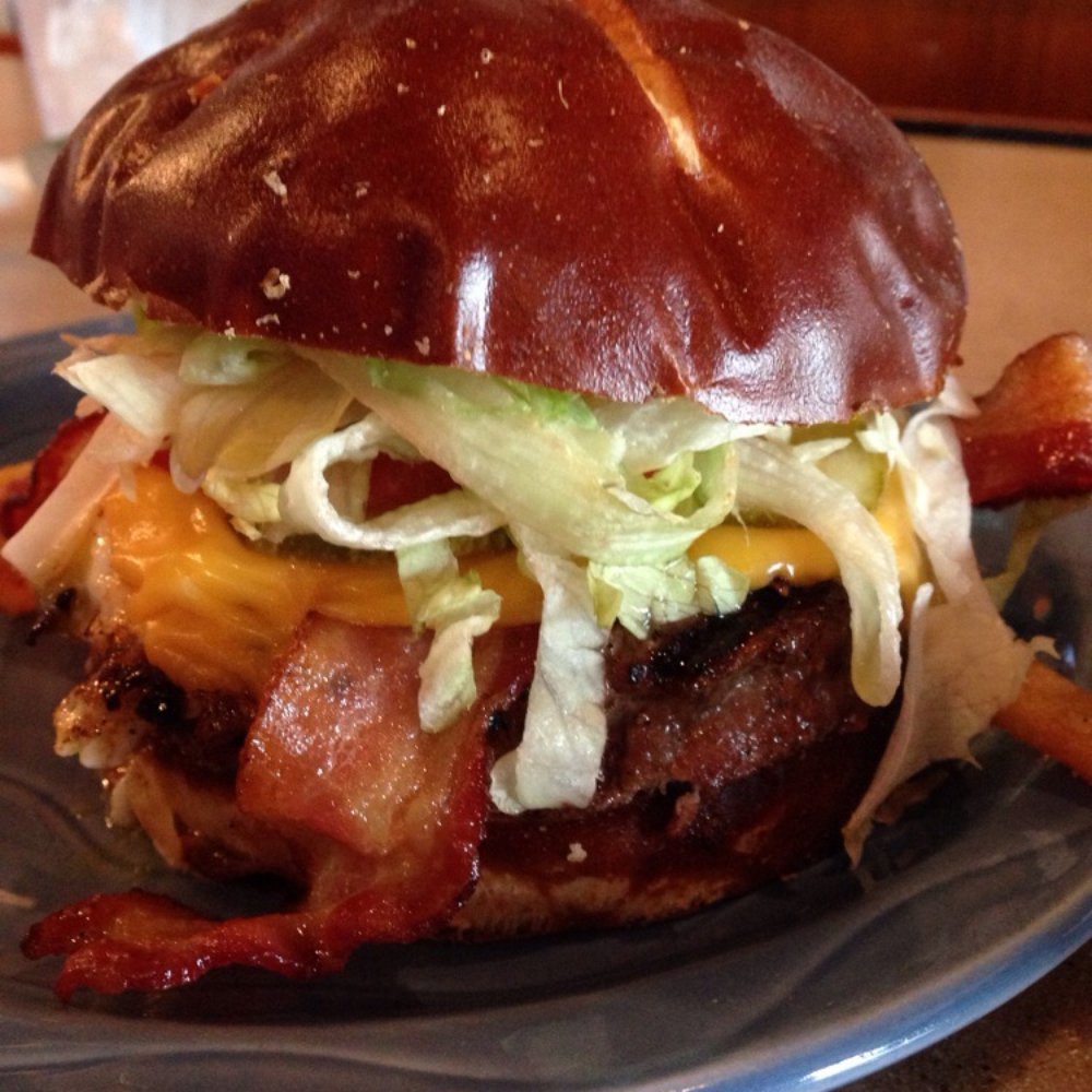 Nuthouse Sports Grill - Breakfast burger - Pizza Near Me - Lansing, Michigan