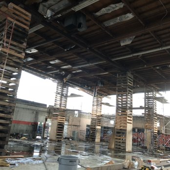 Solares House Movers - Raising a warehouse roof in Oakland - General Contractors Near Me