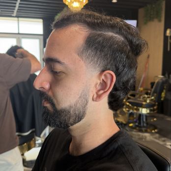 Dapper Don Broadway - Taper with beard trim - Men's Hair Salons Near Me - Costa Mesa, California Dapper Don Broadway - Taper with beard trim - Men's Hair Salons Near Me - Costa Mesa, California