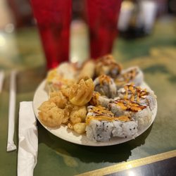 New Asia Buffet - Delicious sushi. I love this place. It's always clean and the food is always fresh.