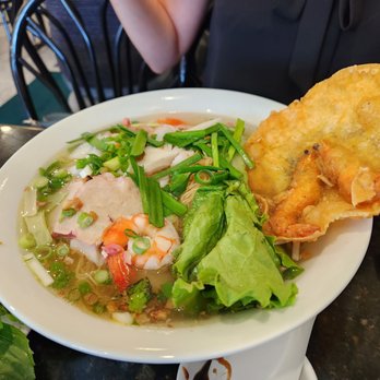 Pho Dau Bo Restaurant - Hù-Tiéu & Mi (Seafood and BBQ Pork Egg and Rice Noodles) - Vietnamese Near Me - North York, Ontario