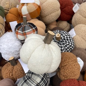 Des Moines Farmers Market - Fabric plushy pumpkin patch! One of the vendors were selling these adorable pumpkins at the farmers market! - Farmers Market Near Me - Des Moines, Iowa Des Moines Farmers Market - Fabric plushy pumpkin patch! One of the vendors were selling these adorable pumpkins at the farmers market! - Farmers Market Near Me - Des Moines, Iowa
