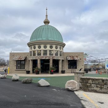 Blüm Coffee Garden - Coffee & Tea Near Me - Greenfield, Wisconsin