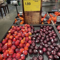 Mariano's - Plums with bait and switch "coupon"