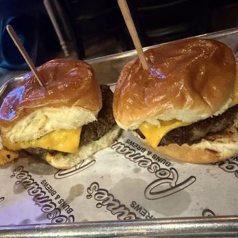 Rosemarie's Buns and Brews - Burgers Near Me - San Diego, California Rosemarie's Buns and Brews - Burgers Near Me - San Diego, California