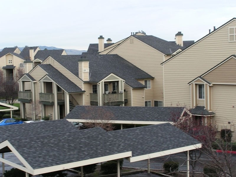 Slide of Villatoro & M Construction