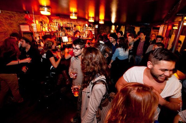 L'Escogriffe Bar by null