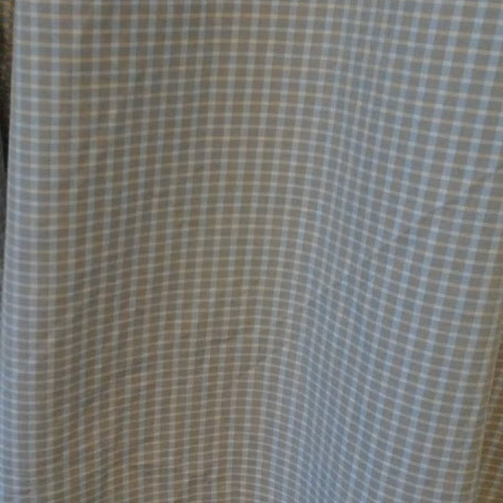 Central Cleaners - Wrinkles across the back.  Was this really laundered??? - Laundry Services Near Me - Chicago, Illinois