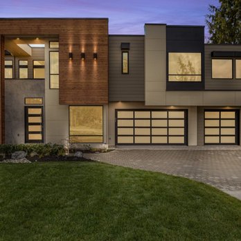 Merit Homes Inc - MURO Lot 1 Exterior - a luxury new home designed and completed by Merit Homes in 2022 - General Contractors Near Me - Kirkland, Washington Merit Homes Inc - MURO Lot 1 Exterior - a luxury new home designed and completed by Merit Homes in 2022 - General Contractors Near Me - Kirkland, Washington