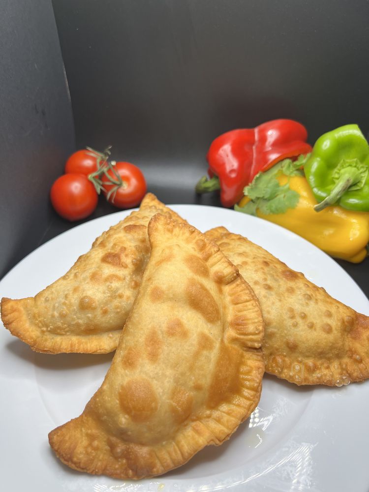 A Comer Caliente Y Frio Logo