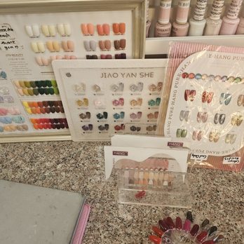 T & T Nail Spa - Nail colors - Nail Salons Near Me - Tarzana, California