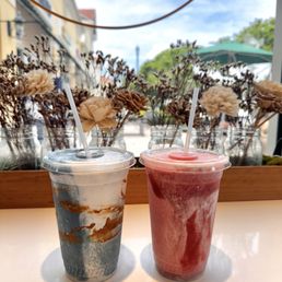 Cloud smoothie. Strawberry glow smooth Cloud smoothie. Strawberry glow smooth