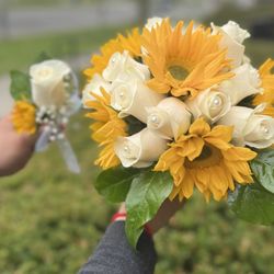 Forever Yours Flowers And Gifts
