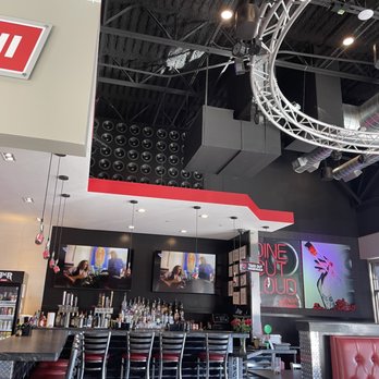 Rock N Roll Sushi - Pic inside the Restaurant. The bar area with the TV's on the walls. - Sushi Bars Near Me - Hendersonville, Tennessee Rock N Roll Sushi - Pic inside the Restaurant. The bar area with the TV's on the walls. - Sushi Bars Near Me - Hendersonville, Tennessee