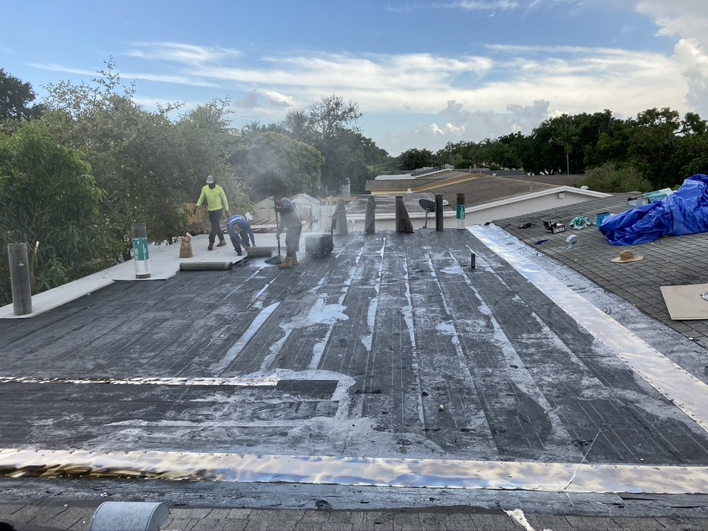 Slide of Glades Edge Roofing