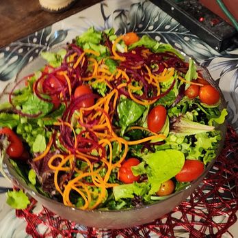 Side Street Inn - Toss salad - Hawaiian Near Me - Honolulu, Hawaii