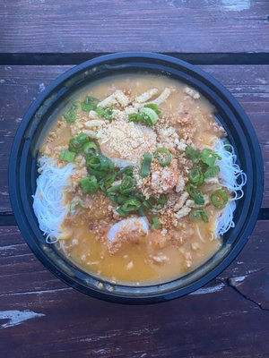 Baon Kainan Filipino Food Cart by null