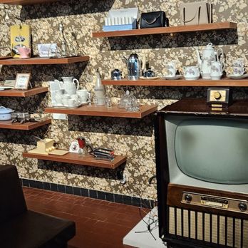 Het Huis van Alijn - How living rooms developed in tbe 50s and 60s. - Museums Near Me - Gent, VOV