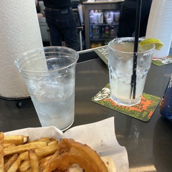Phil's BBQ - Margarita - Barbeque Near Me - San Diego, California