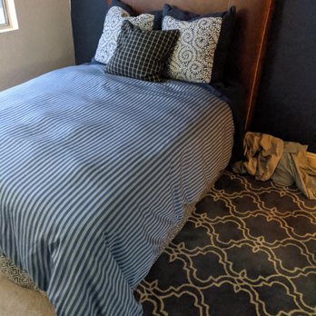 Fosso's Upholstery - Custom headboard and duvet cover - Furniture Reupholstery Near Me - Thousand Oaks, California Fosso's Upholstery - Custom headboard and duvet cover - Furniture Reupholstery Near Me - Thousand Oaks, California