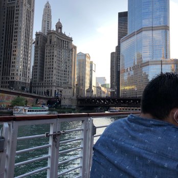Shoreline Sightseeing - Architectural Tours Near Me - Chicago, Illinois