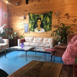 Great breakfast spot with vegan options