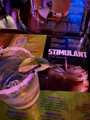 Pete's Dueling Piano Bar by null