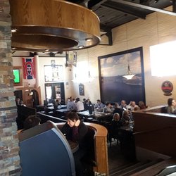 Le Pub du Bon Vivant - The Lunchtime Crowd