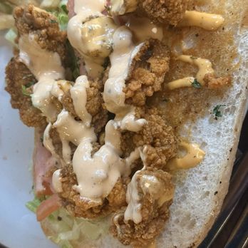 Otis Seafood House - Oyster po boy - Wine Bars Near Me - New Orleans, Louisiana Otis Seafood House - Oyster po boy - Wine Bars Near Me - New Orleans, Louisiana