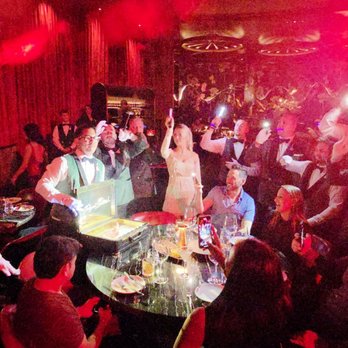 Papi Steak - Celebrating the presentation of the $1,000 Steak - Steakhouses Near Me - Las Vegas, Nevada Papi Steak - Celebrating the presentation of the $1,000 Steak - Steakhouses Near Me - Las Vegas, Nevada
