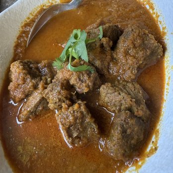 Aung MayLiKa - Burmese Style Masala Beef - Burmese Near Me - Benicia, California