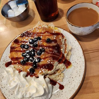 The Jagged Fork - Blueberry lemon curd pancakes - Breakfast & Brunch Near Me - Grosse Pointe, Michigan The Jagged Fork - Blueberry lemon curd pancakes - Breakfast & Brunch Near Me - Grosse Pointe, Michigan