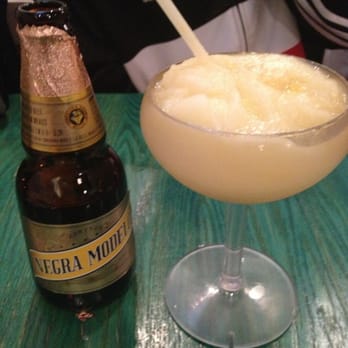 Flaco's Tacos - Beer $4.50               Mango marg $5.95 - Mexican Near Me - Chicago, Illinois