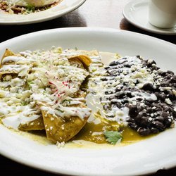 5 Rabanitos - Chilaquiles verdes