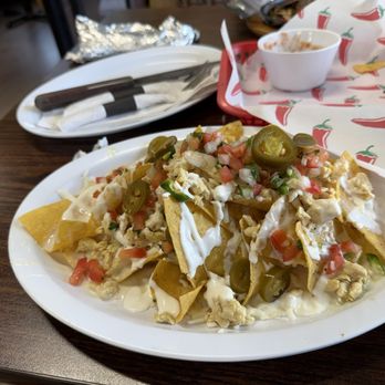Taquitos Uruapan USA 2 - Chicken Nachos - Mexican Near Me - Dayton, Ohio Taquitos Uruapan USA 2 - Chicken Nachos - Mexican Near Me - Dayton, Ohio