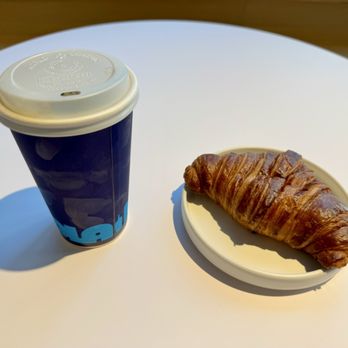 Blue Bottle Coffee - Hudson Yards - Coffee & Tea Near Me - New York, New York Blue Bottle Coffee - Hudson Yards - Coffee & Tea Near Me - New York, New York