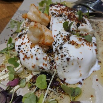 Desengaño 13 - Buratta with shrimp - Spanish Near Me - Madrid, M Desengaño 13 - Buratta with shrimp - Spanish Near Me - Madrid, M