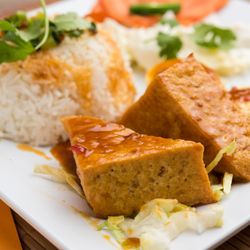 Quickly Asian Fusion Cafe - 27. Tofu Rice Plate