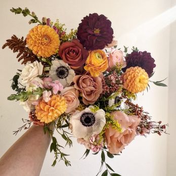 Natalie Blooms - Bridal Bouquet - Floral Designers Near Me Natalie Blooms - Bridal Bouquet - Floral Designers Near Me