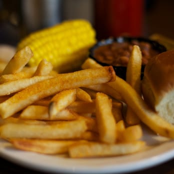 Willow Ranch - Sides with the combination platter - Barbeque Near Me - Buttonwillow, California Willow Ranch - Sides with the combination platter - Barbeque Near Me - Buttonwillow, California