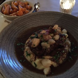 Kings Head - じっくり煮込んだブルゴーニュ風牛肉の赤ワイン煮, Slow-cooked Boeuf Bourguignon