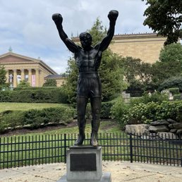 Statue Statue