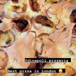 Di Napoli Pizzeria - Salmon pizza