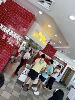In-N-Out Burger by null