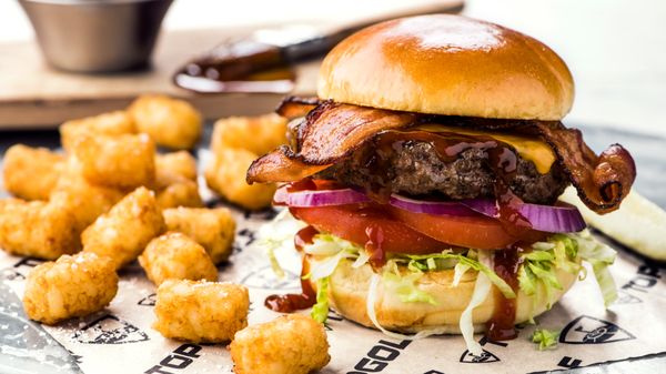 TopGolf by null