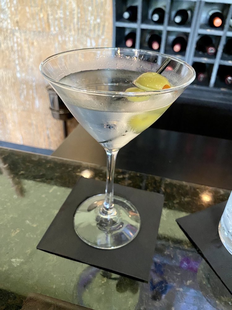 Seasons Innovative Bar & Grille