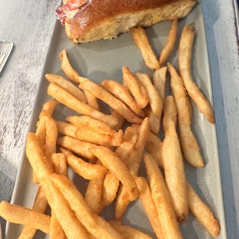Clear Sky on Park - New England Lobster Roll - New American Near Me - Seminole, Florida