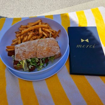 La Cote - Fried Chicken Club with fries at the Fountainbleu pool. - Seafood Near Me - Las Vegas, Nevada La Cote - Fried Chicken Club with fries at the Fountainbleu pool. - Seafood Near Me - Las Vegas, Nevada