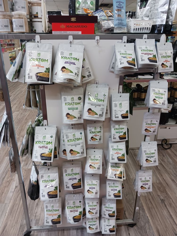 ABBOTTSTOWN SMOKE & VAPE SHOP Updated August 2024 30 Photos 100 Center Square, Abbottstown